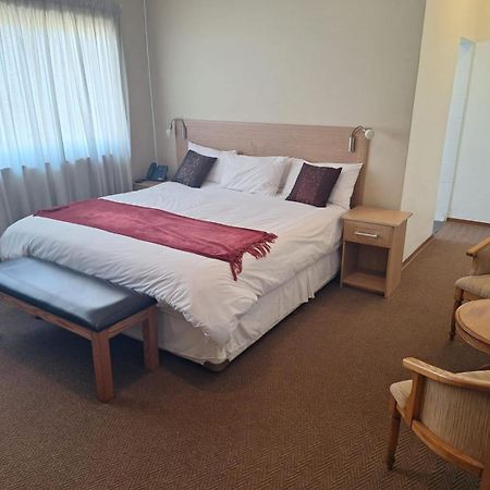 Gonubie Hotel ภายนอก รูปภาพ