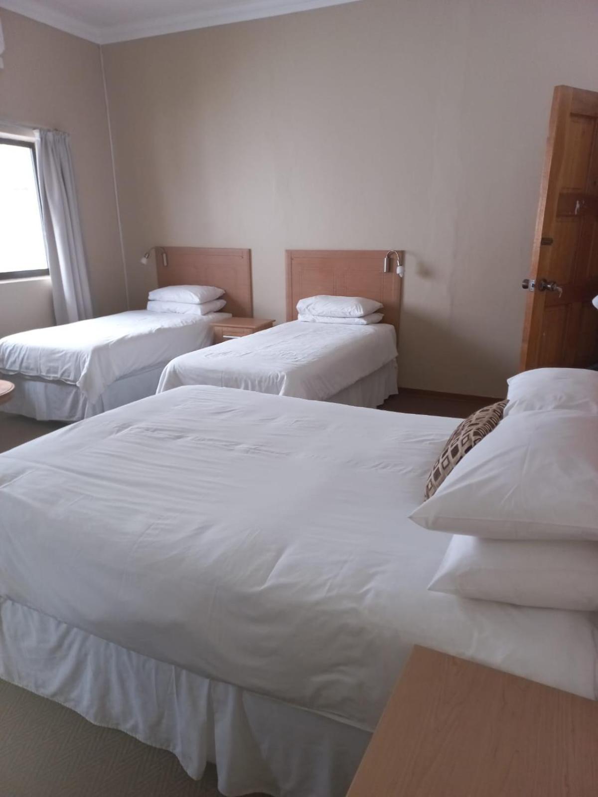 Gonubie Hotel ภายนอก รูปภาพ